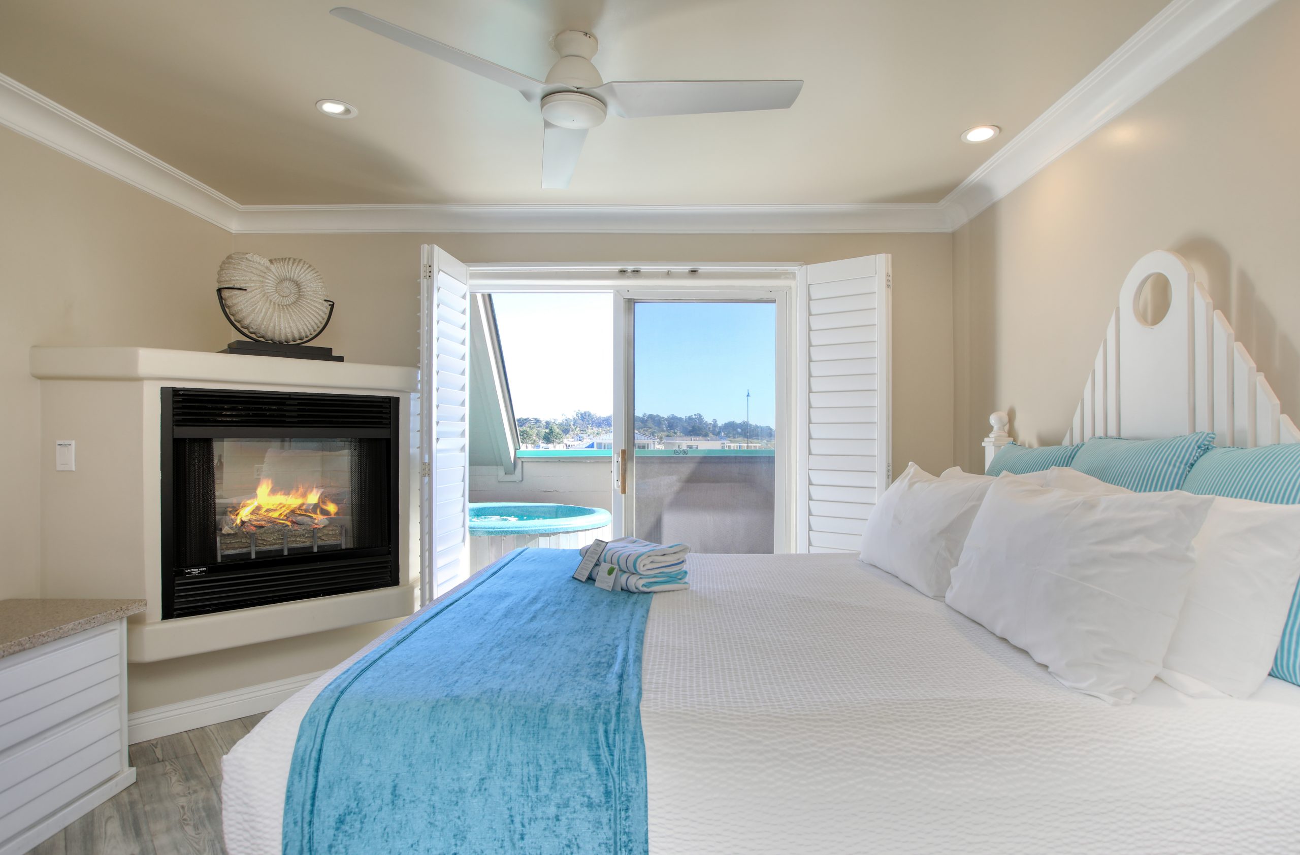 SeaVenture Hotel | Partial Ocean View Room