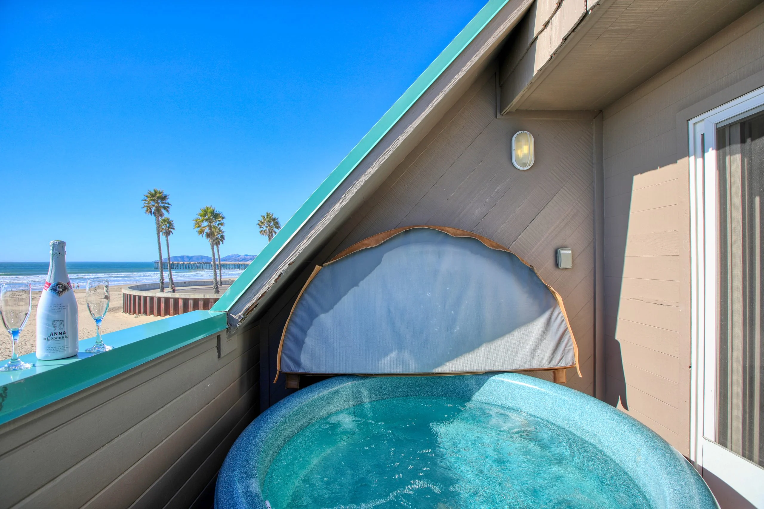 SeaVenture Hotel | Corner Ocean View Room - Hot Tub