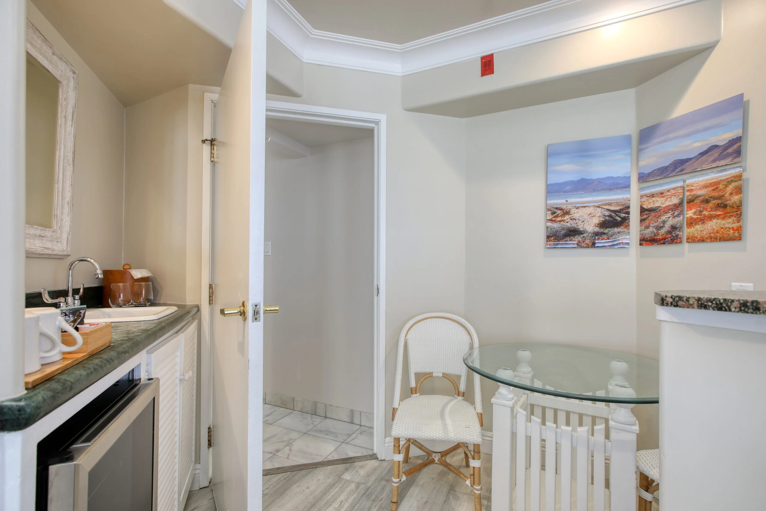 Boardwalk Spa Suite Entry (Room 115)